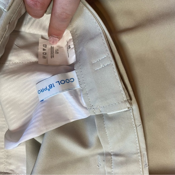 Haggar Cool 18® Pro performance khaki Shorts - Picture 7 of 12